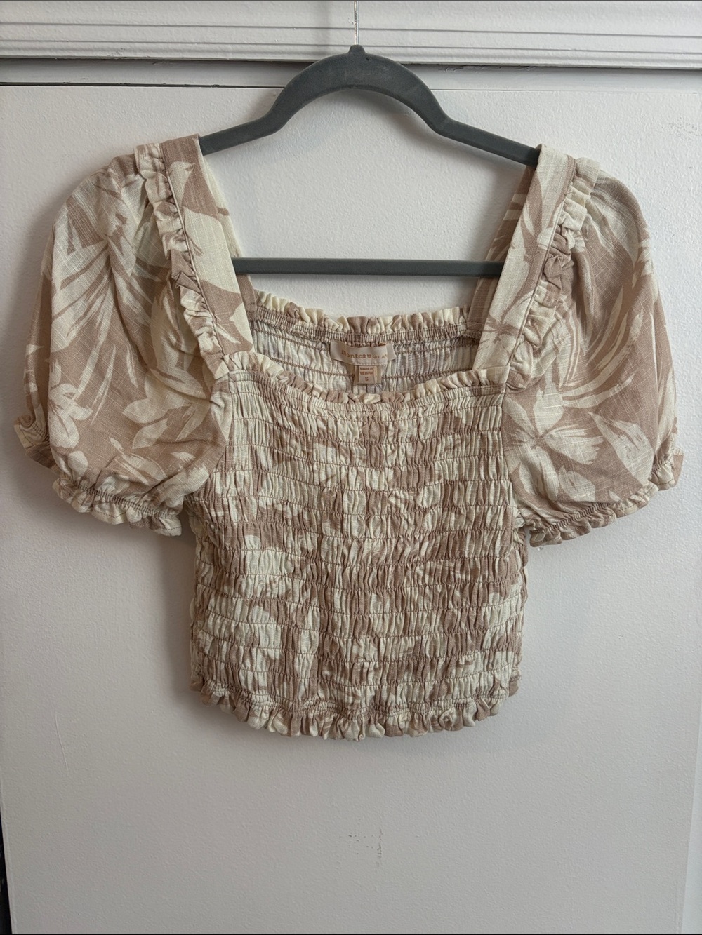 Monteau Beige Floral Crop Top - Picture 6 of 6